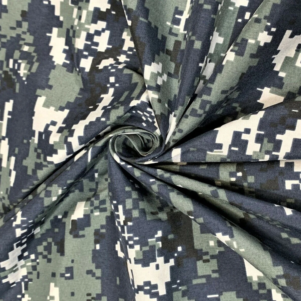 Yilong Fabric Factory Wholesale Hot Sale Twill Polyester Cotton US Navy Blue NWU Digital Camouflage Fabric For Milispec Uniform