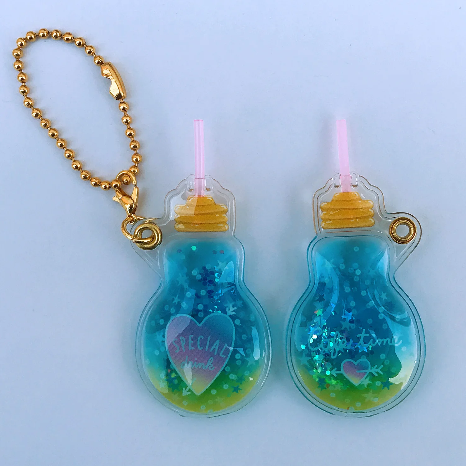 Симпатичный симпатичный брелок для ключей из ПВХ с блестками