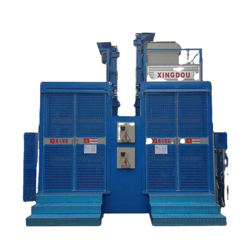 Двойная клетка, строительный подъемник SC200/200 с мачтовыми секциями