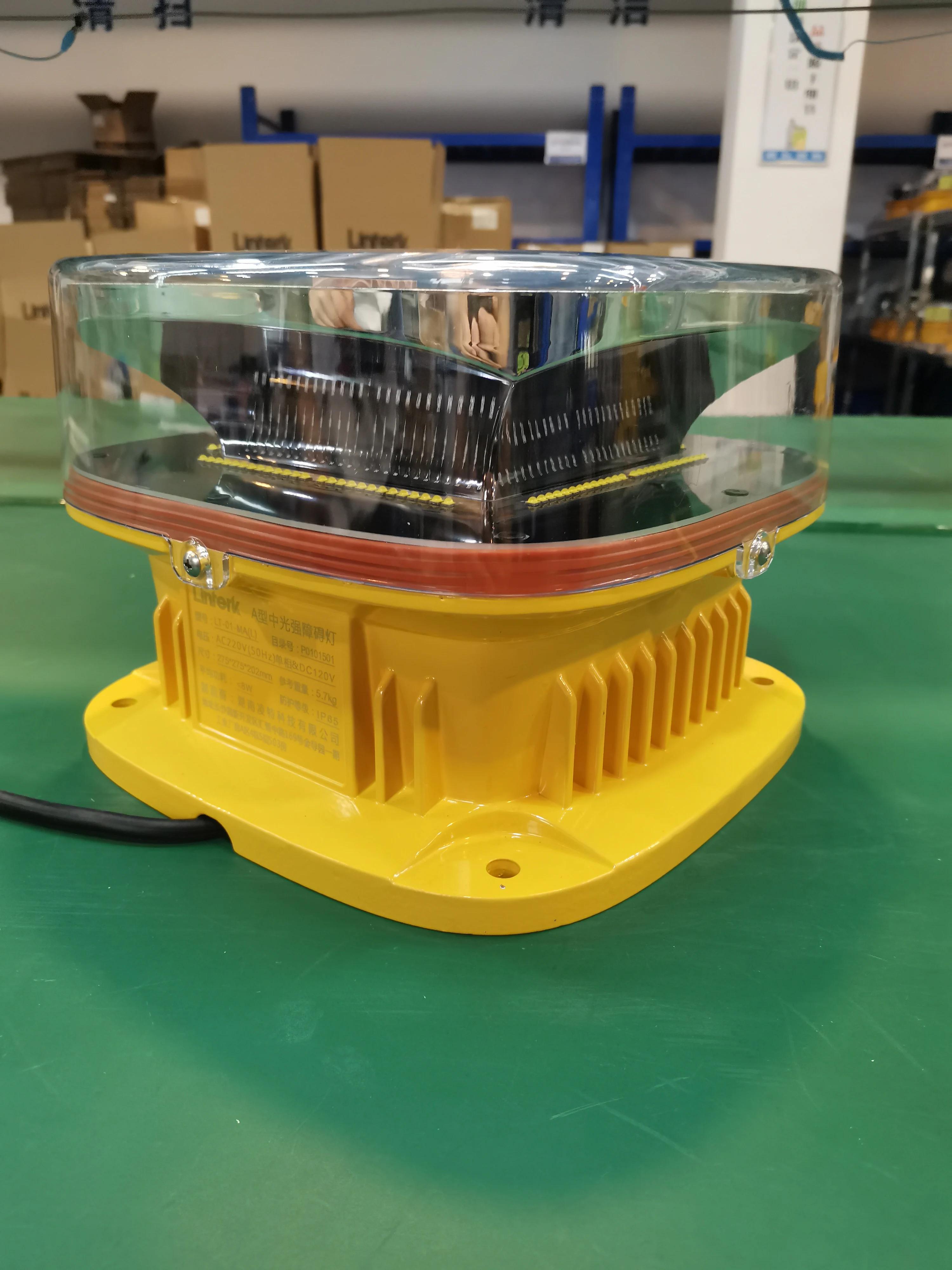 ICAO Medium obstruction light beacon Type C guyed masts ip66 Night time steady-burning tower aviation red warning light