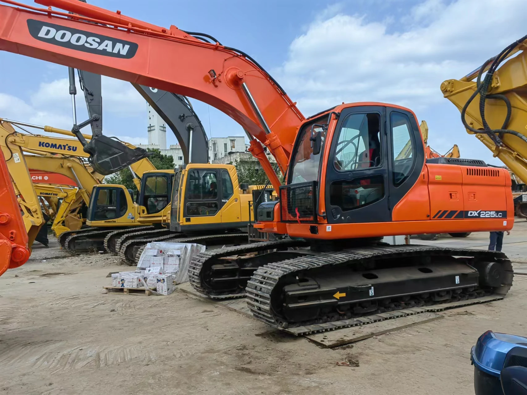Купить Экскаватор Дусан 300