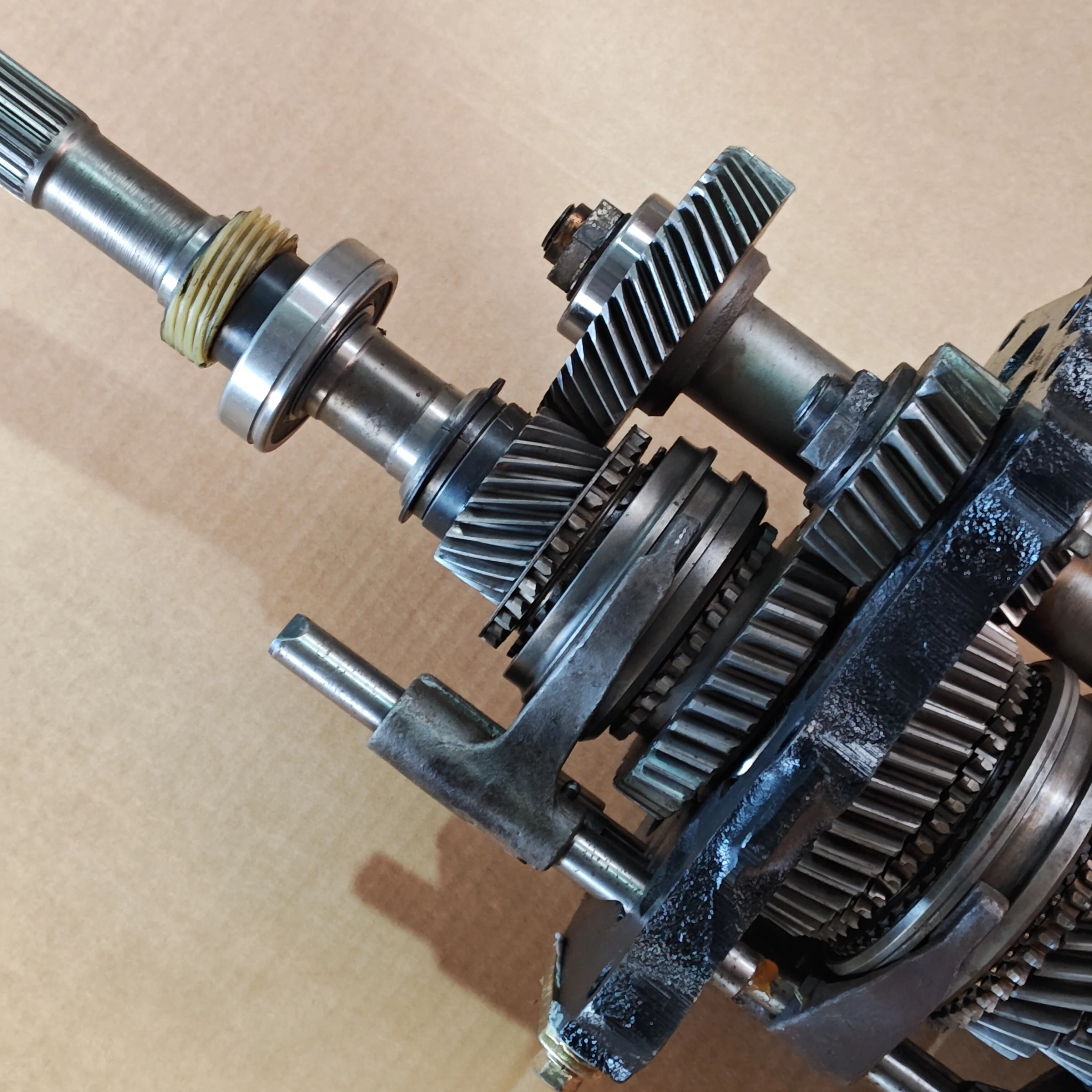 YSD Manufacture transmission gearbox TFR54 4JA1 planetary gear set Isuzuu