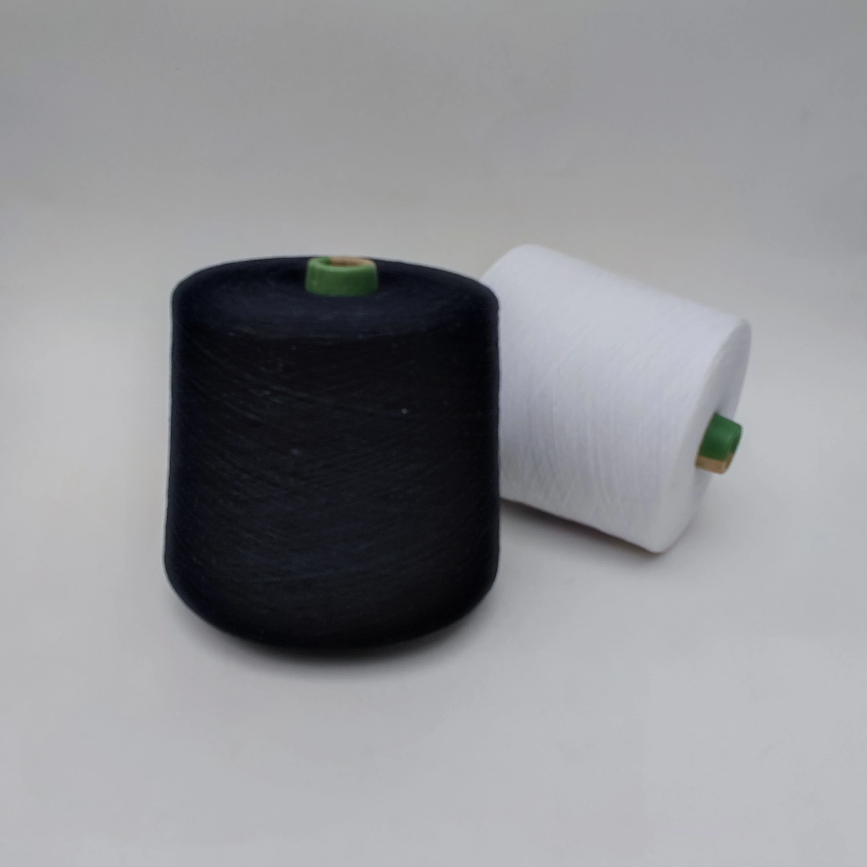 100% cotton dyed carded and combed yarn Ne 8S/1 with 580 colors in China factory today price