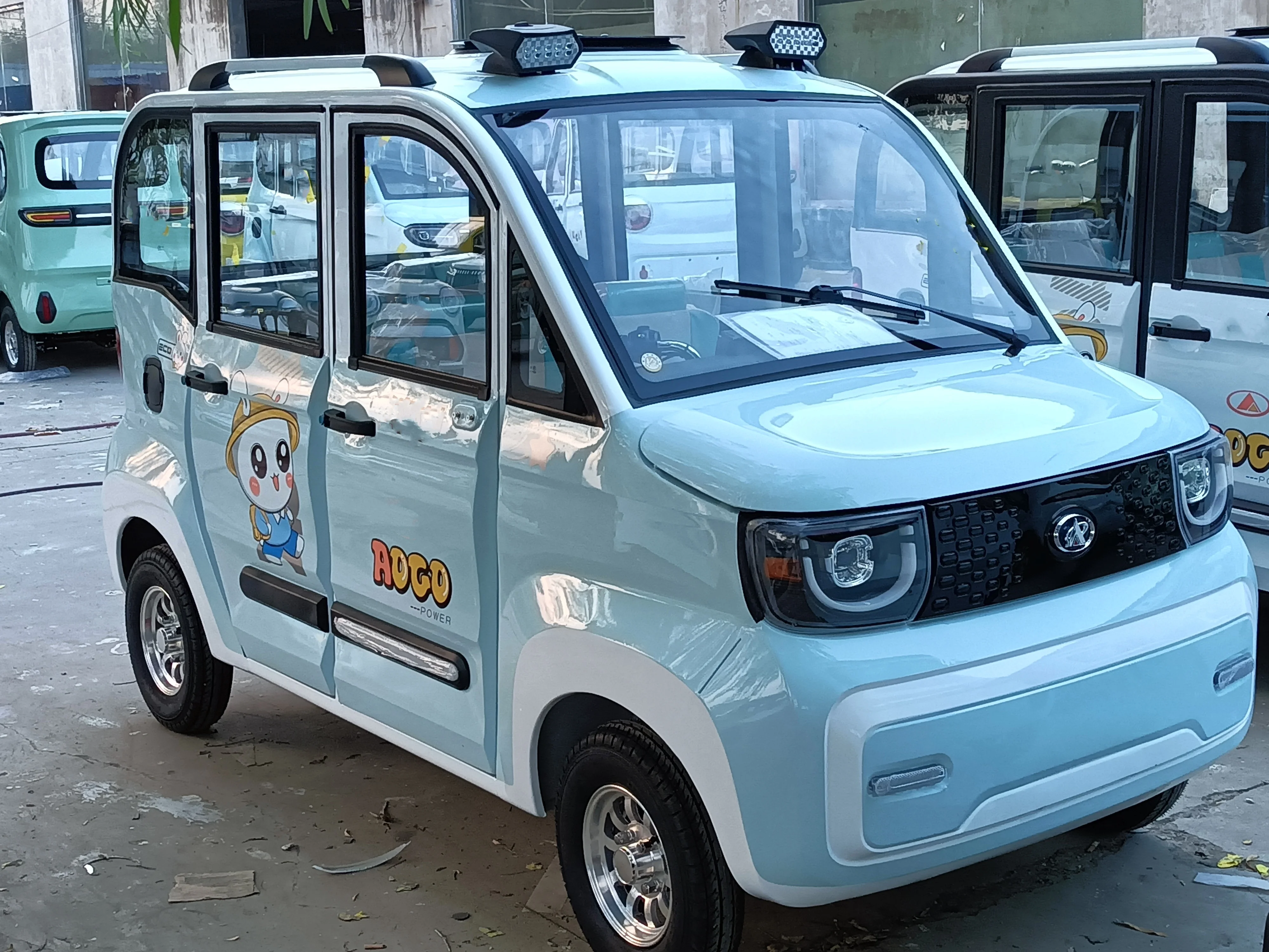 Новый энергосберегающий четырехколесный автомобиль низкоскоростной электромобиль с микроаккумулятором экологически чистые автомобили