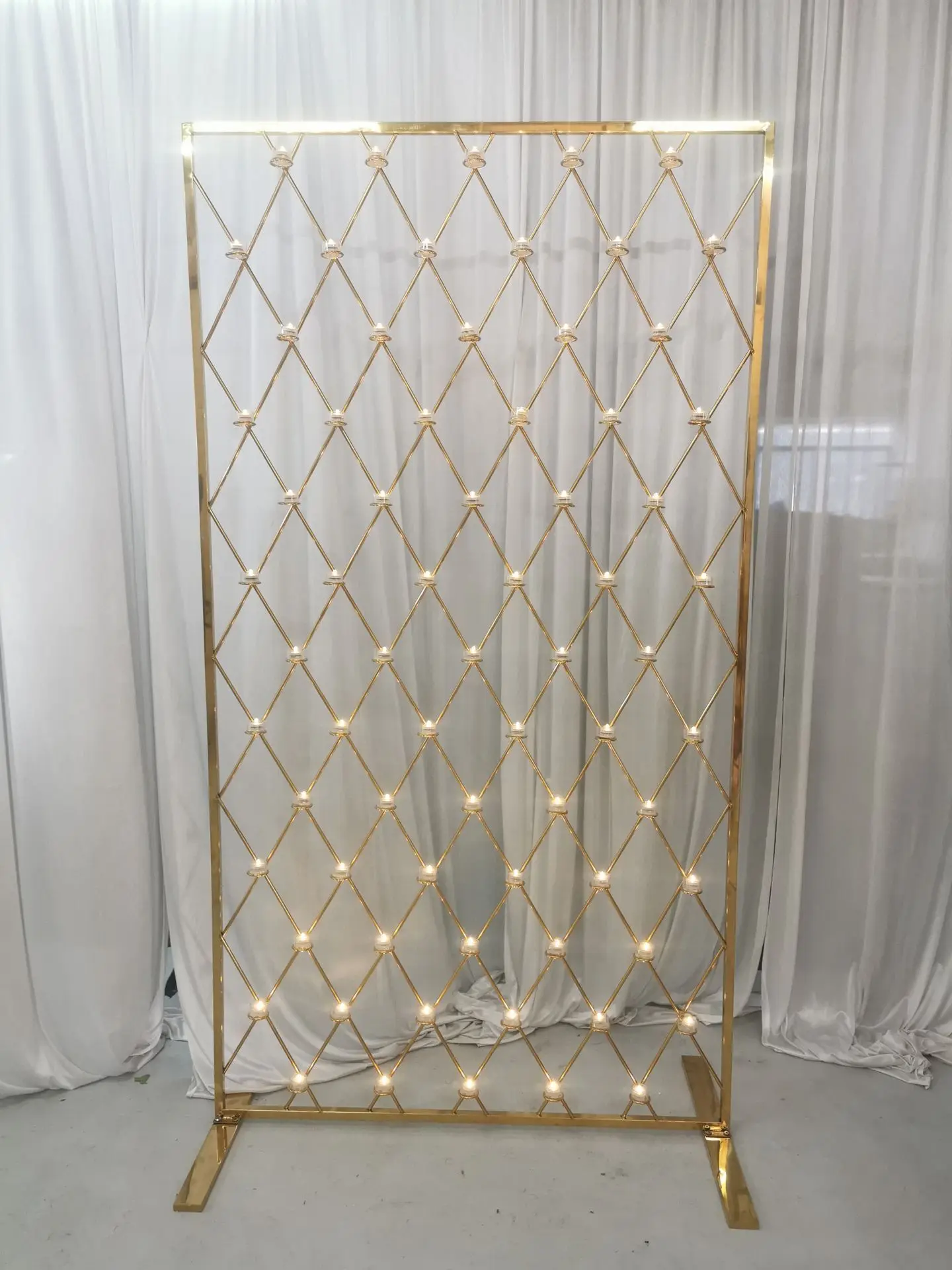 Gorgeous wedding stage decoration flower stand metal Table centerpiece