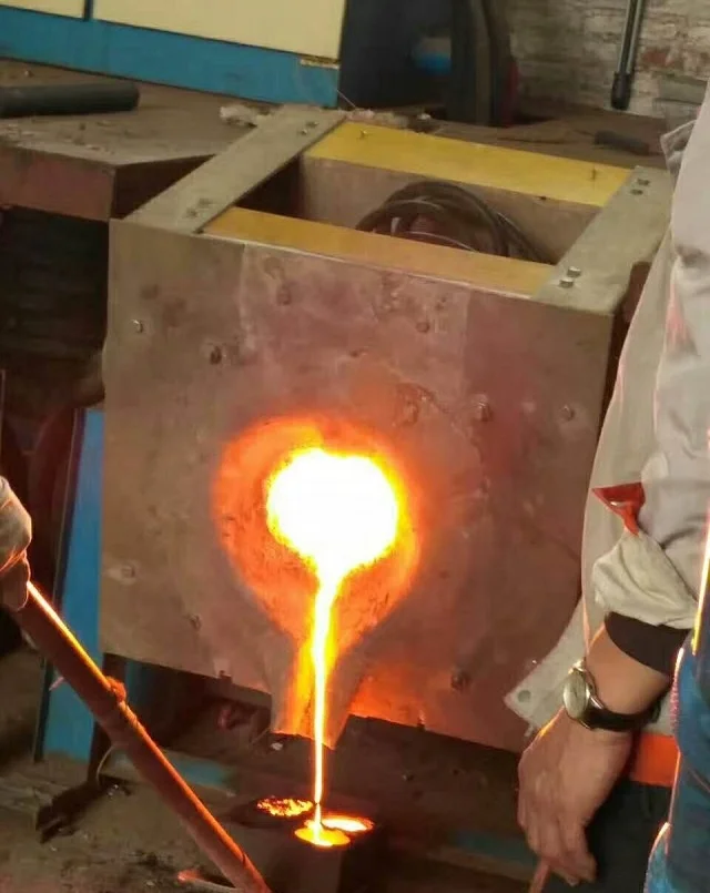  Небольшая индукционная печь для плавления стекла и золота