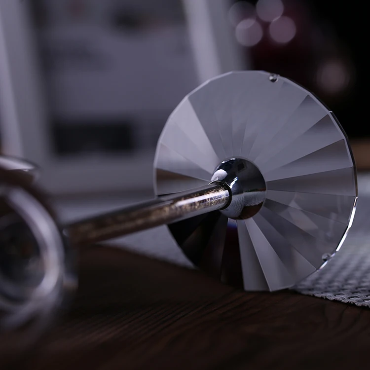 Glassware Manufacturer Handmade 260ml wholesale wine glasses Champagne Cup Flute Cup with Diamond for Wedding