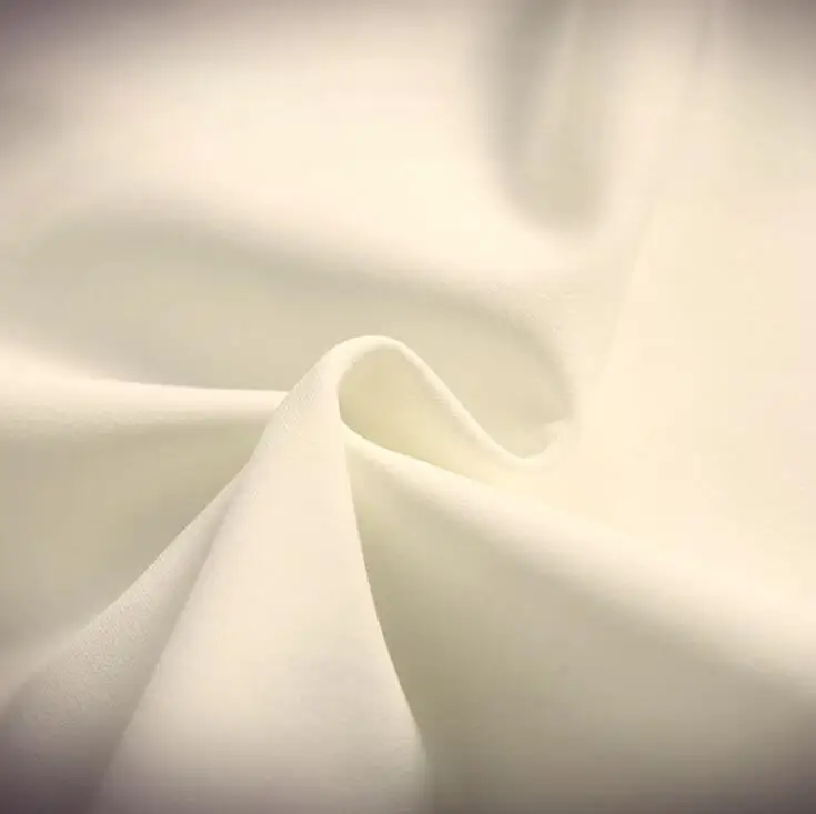 
Modern fancywork Embossed Print men short sleeve Custom Design T-shirt 