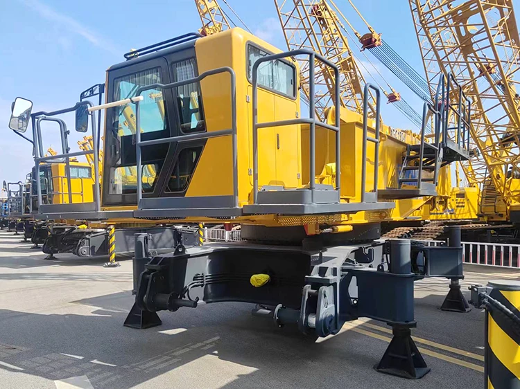 XCMG Official XGC130-I Second Hand Tracked Crane 130 Ton Lattice Boom Crawler Crane Price for Sale