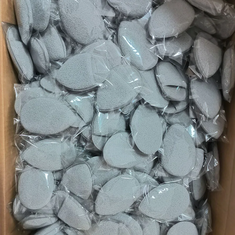 Wholesales Silicone Face Scrubber Exfoliator Exfoliating Brush & Ingrown Hair Treatment for Bikini Area, Eliminate Shaving Irrit