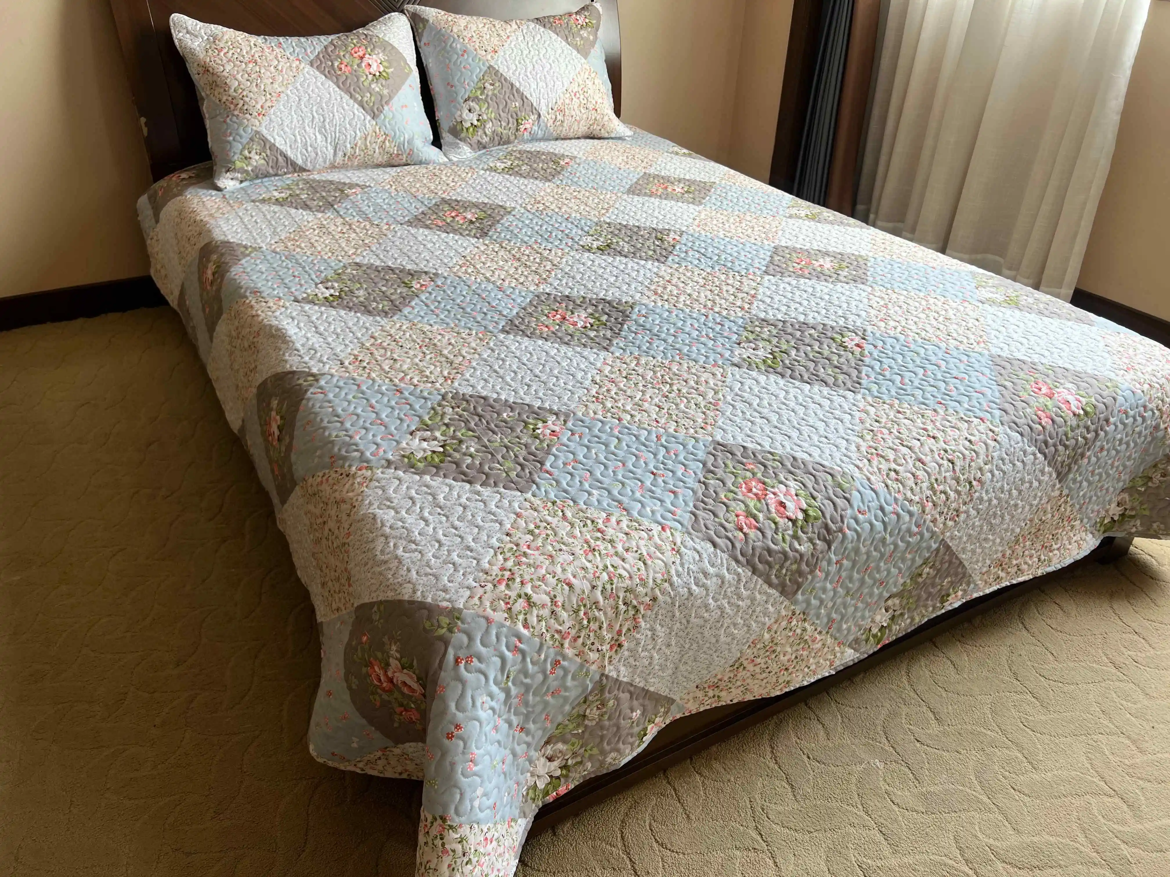 Best-selling Colorful Sewing Patched Thin Quilt printing Bedspread Set