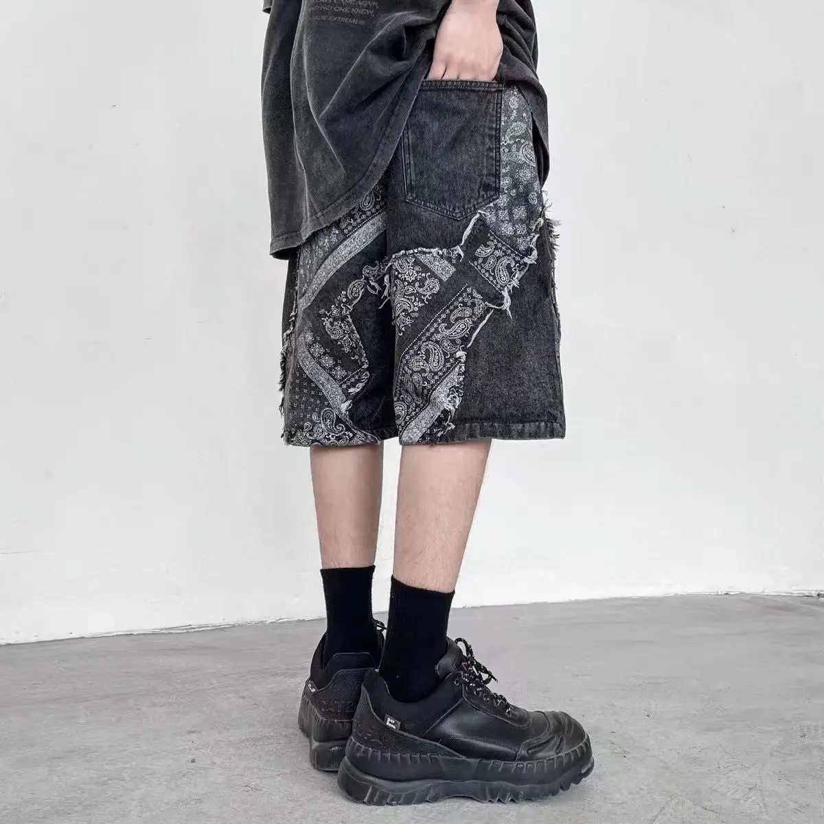 Custom Patchwork Breathable Denim Casual Shorts Baggy Jeans Short for Men Denim Fabric Knitted Washed Distressed Shorts Men