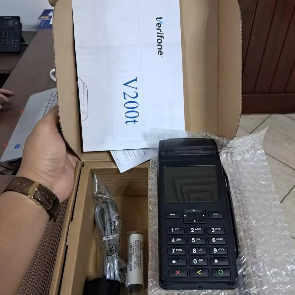 Verifone V200t 3 ГГц WiFi Bluetooth NFC/CTLS EMV и magstripe PCI 5.X