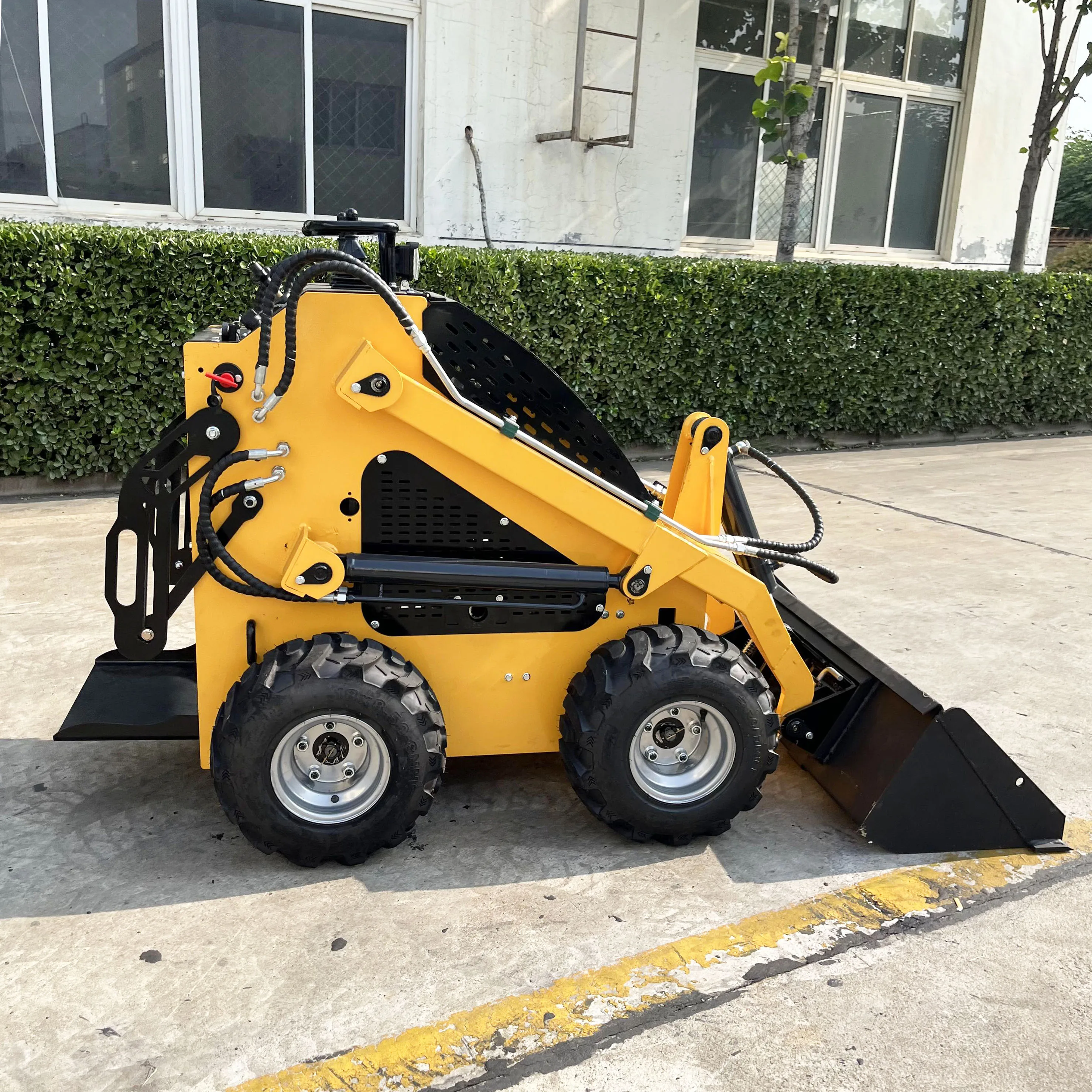 High Quality Earth-moving Mini Skid Steer Loader Mini Wheel Loader Front End Loader
