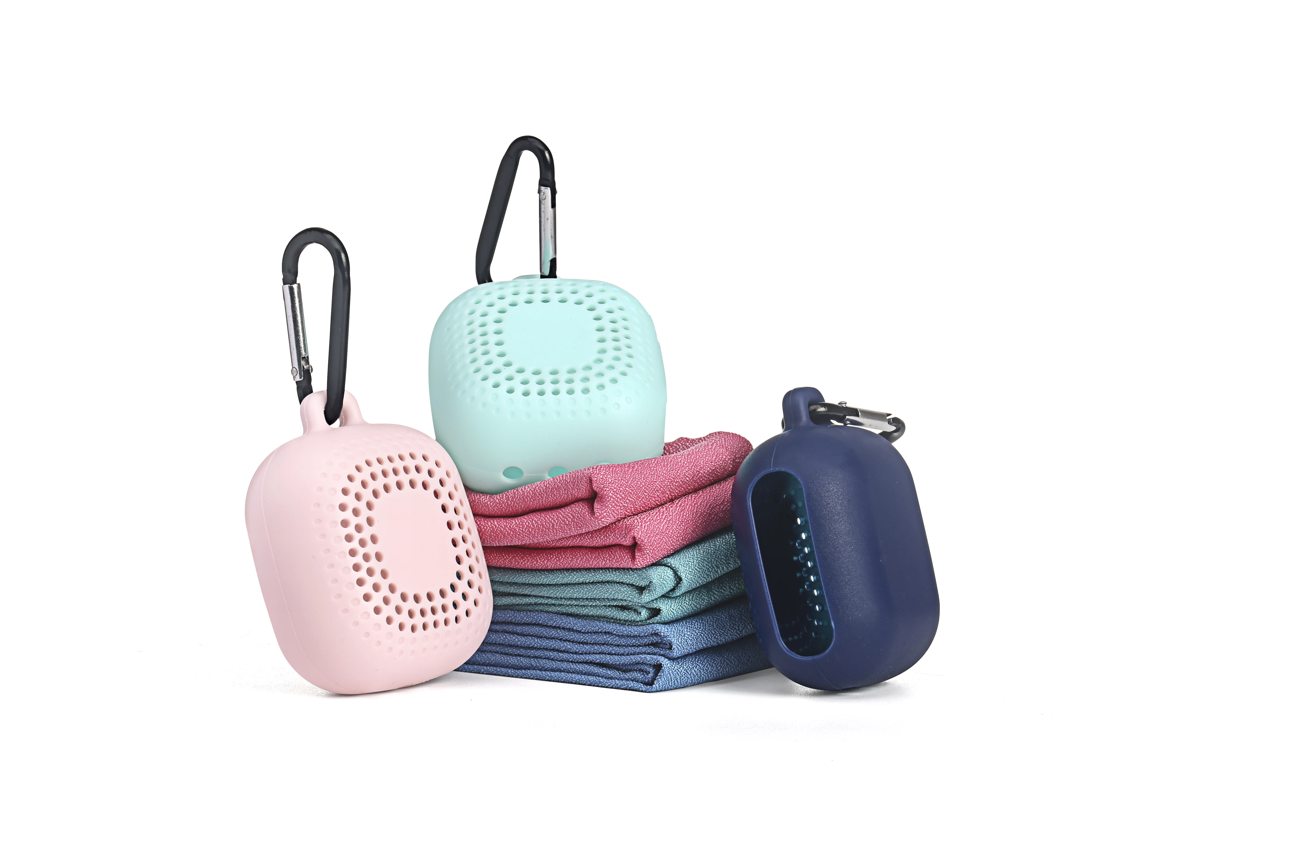 Hot sale customized travel fabric quick-drying sports beach gym microfiber towel