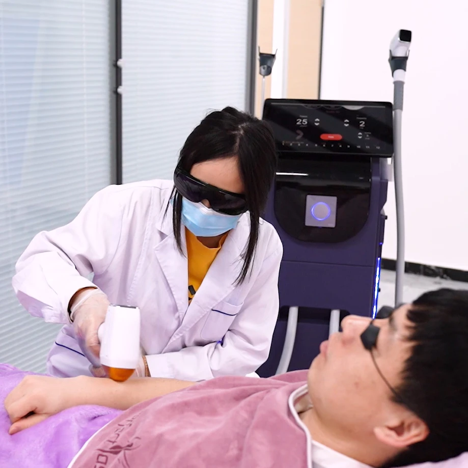 Diode Laser Hair Removal Machine 755 808 1064 Factory Price Cheapest 3 Wavelengths Professional hair laser removal