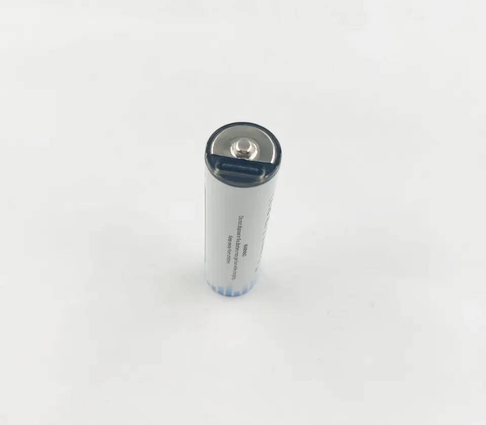 USB 1.5V AA Type-C port Charging 2200mwh Double A Lithium Ion Batteries Micro USB Rechargeable Li-ion Battery With Type-C port
