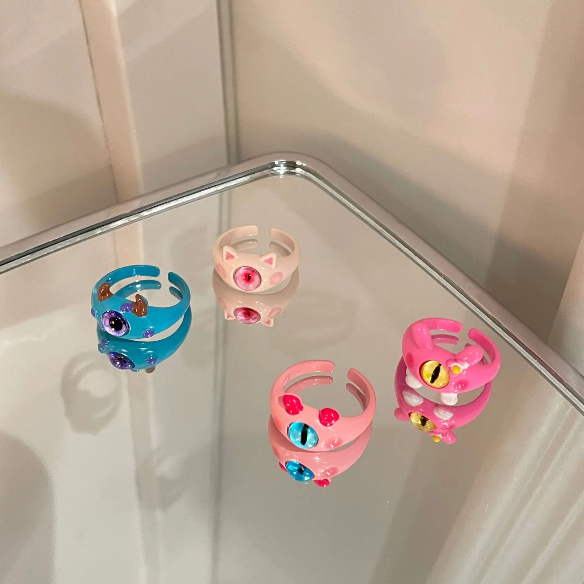 Wholesale Jewelry Women Vintage Minimalist Personalized Sweet Rings for Girl Pink Crystal Anima Cat Monster Eye Adjustable Ring