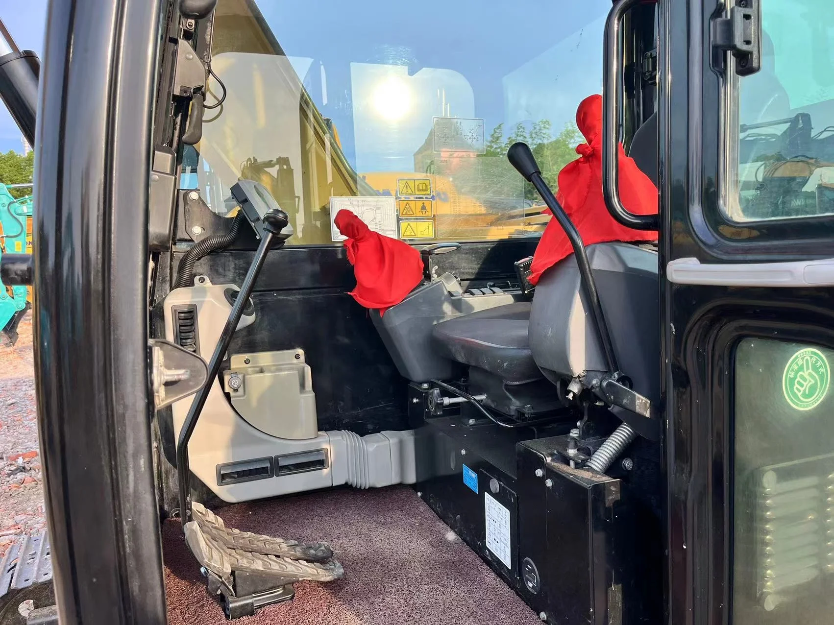 Used Caterpillar 307 Excavator World Brand Hot Sale Small Excavator Carter 307 Used Excavator