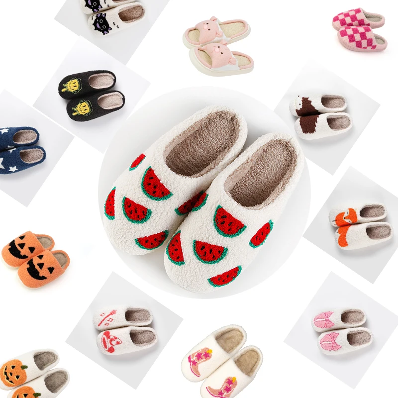 Custom Winter Cheap Available Plush Christmas Slippers Fluffy Santa Gingerbread Slippers for Men and Women