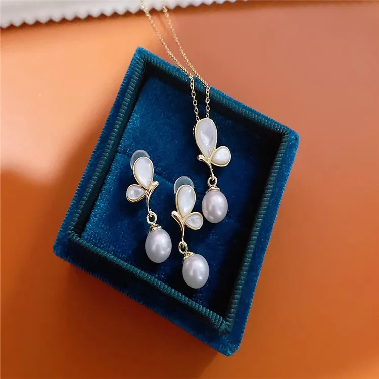 Graceful Butterfly Design Jewelry Set Flexible Style Necklace+Earrings Gold Plate Alloy Jewelry Beautiful Jewelry Set