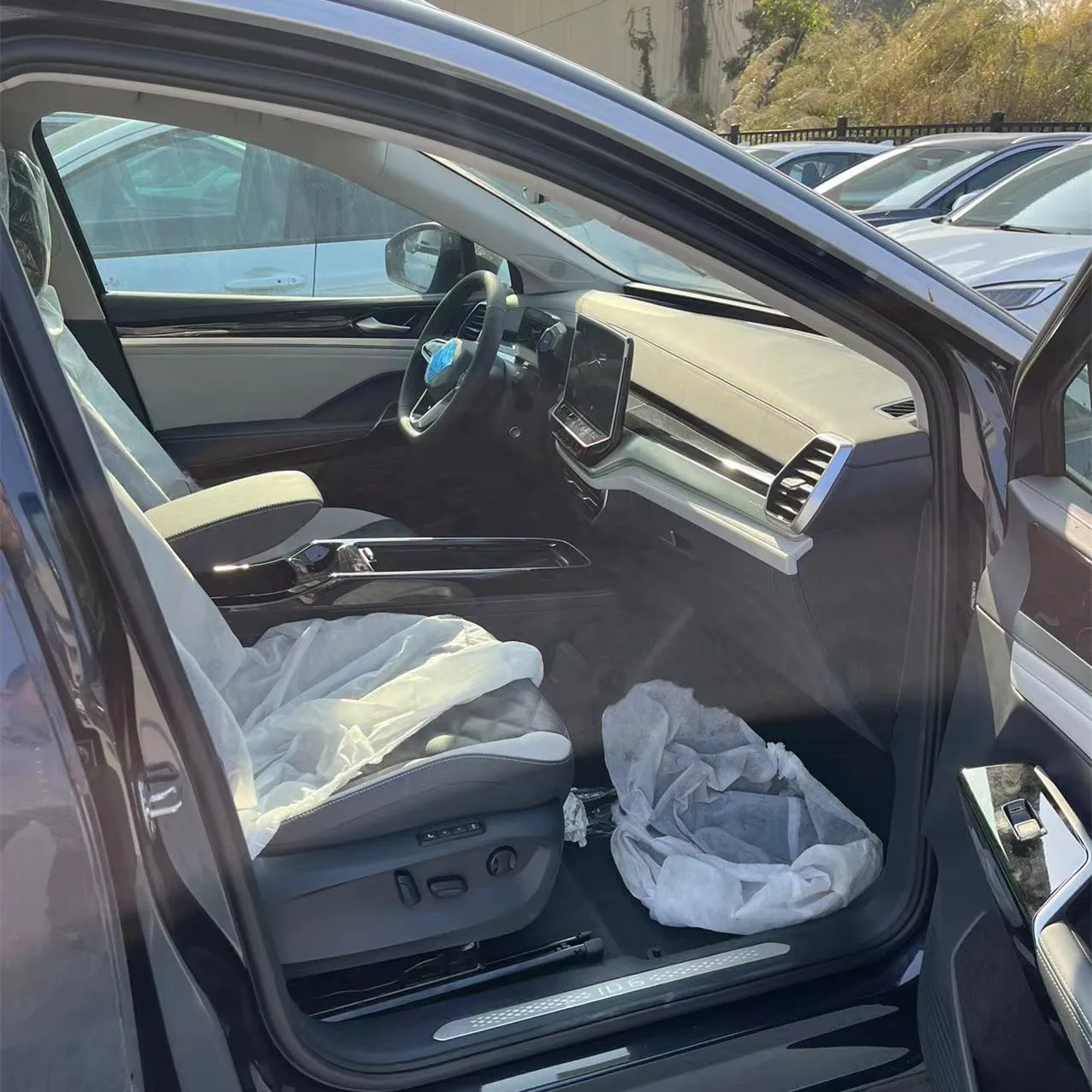 AUTOMATIC, MADE IN CHINA, ELECTRIC CARS, VW, POPULAR CAR, ID.6