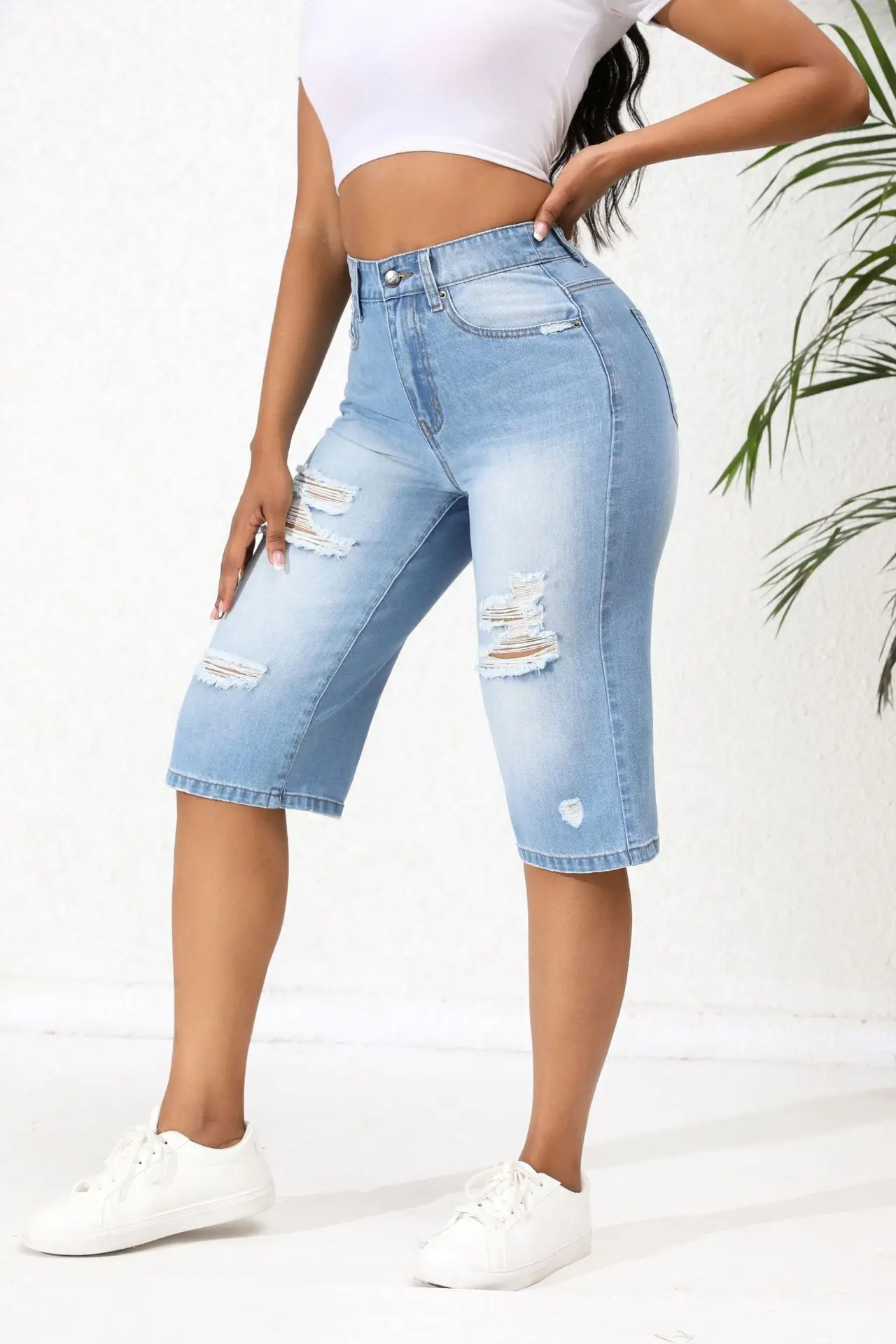 Stretchy cool stylish denim distressed ladies women shorts jeans half pant