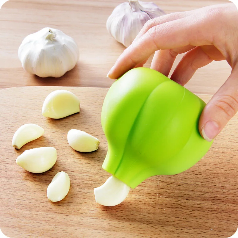 Silica Gel Garlic Peeler To Peel The Garlic By Hand To Remove The Peeler Machine Creative garlic press