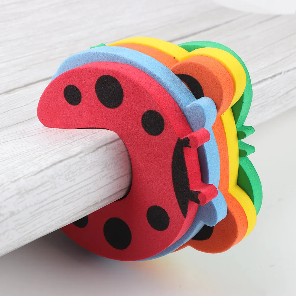 Manufacture Directly Export Child Safety Gate Animal Door Stop Keep Baby Safe Finger Pinch