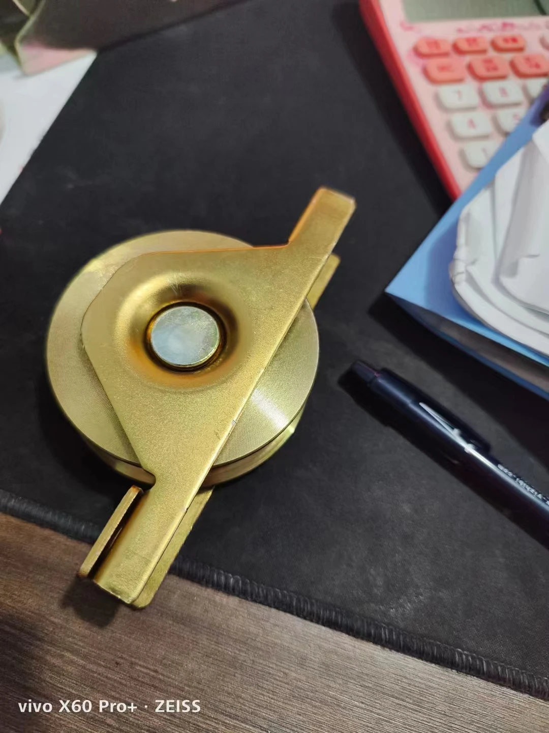 V groove Sliding Gate Wheel Roller with Internal mounting Support bracket