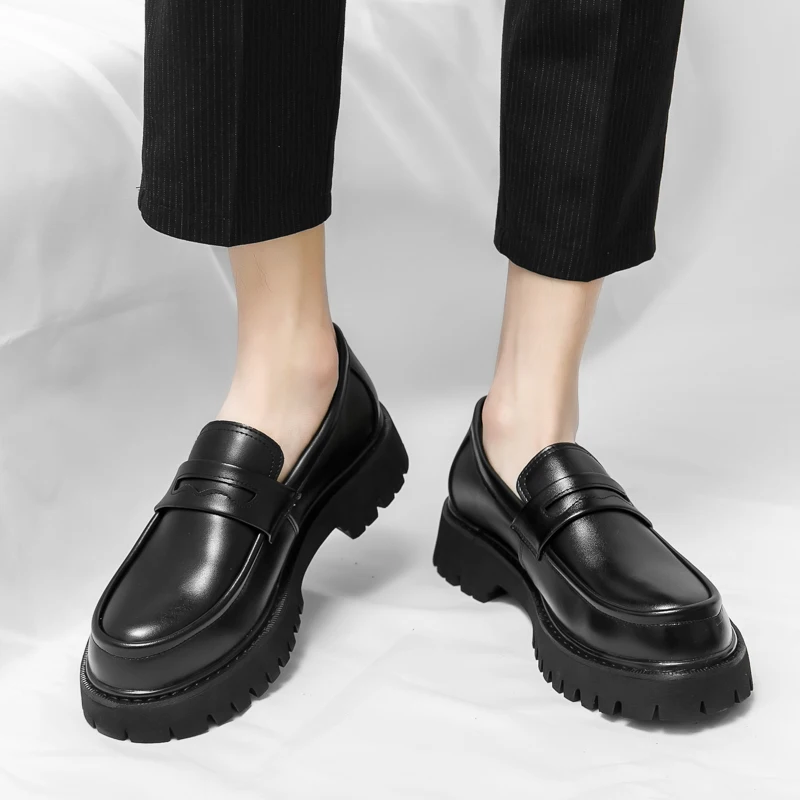 2024 Durable Fancy Lace Up Wedding Oxfords Mens Patent Leather Dress Shoes Black Green Color Thick Sole