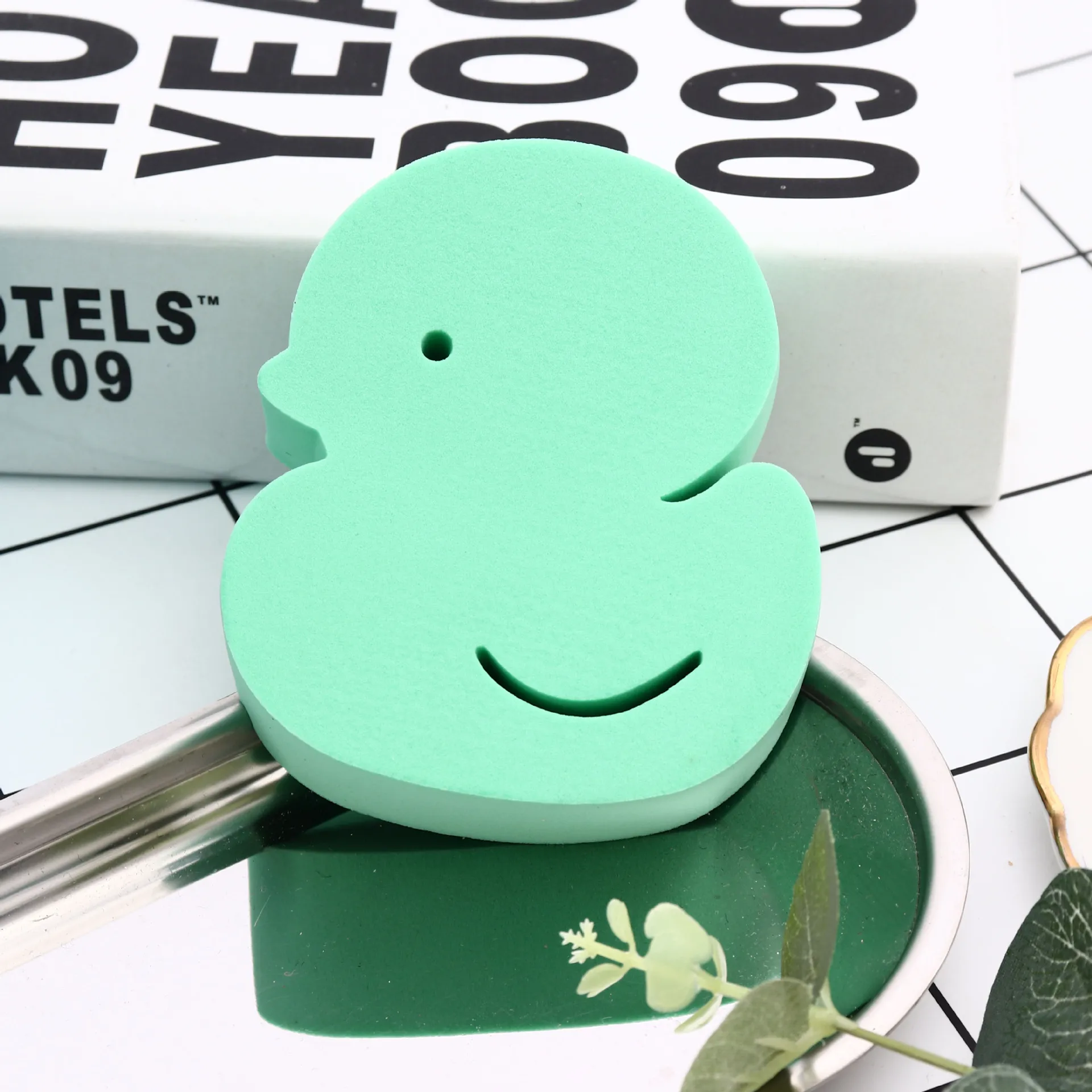 Wholesale Baby Foam duck Natural Cellulose Bath Sponge Natural baby Sponge Bath Sponge for kid