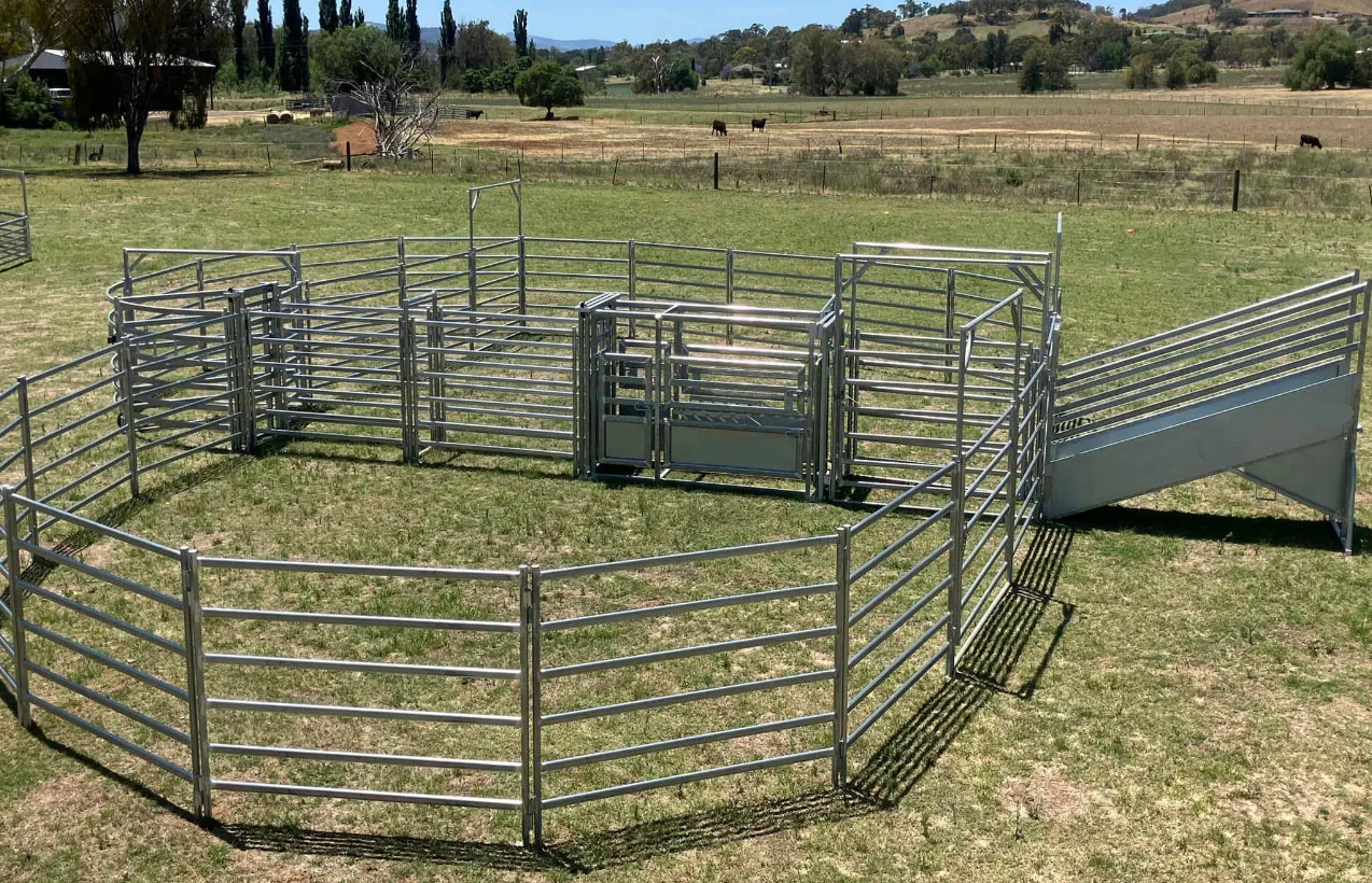 Corral Fence Cattle Yard Panel and Gate