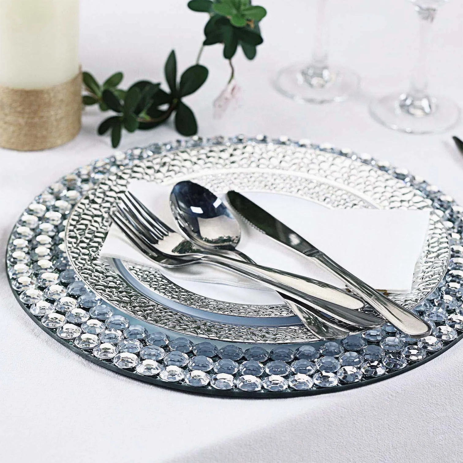 Nordic Luxury 13 inch Wedding Party Glass Round Crystal Rhinestones Sparkle Mirror Silver Charger Plates for Dinner Reception