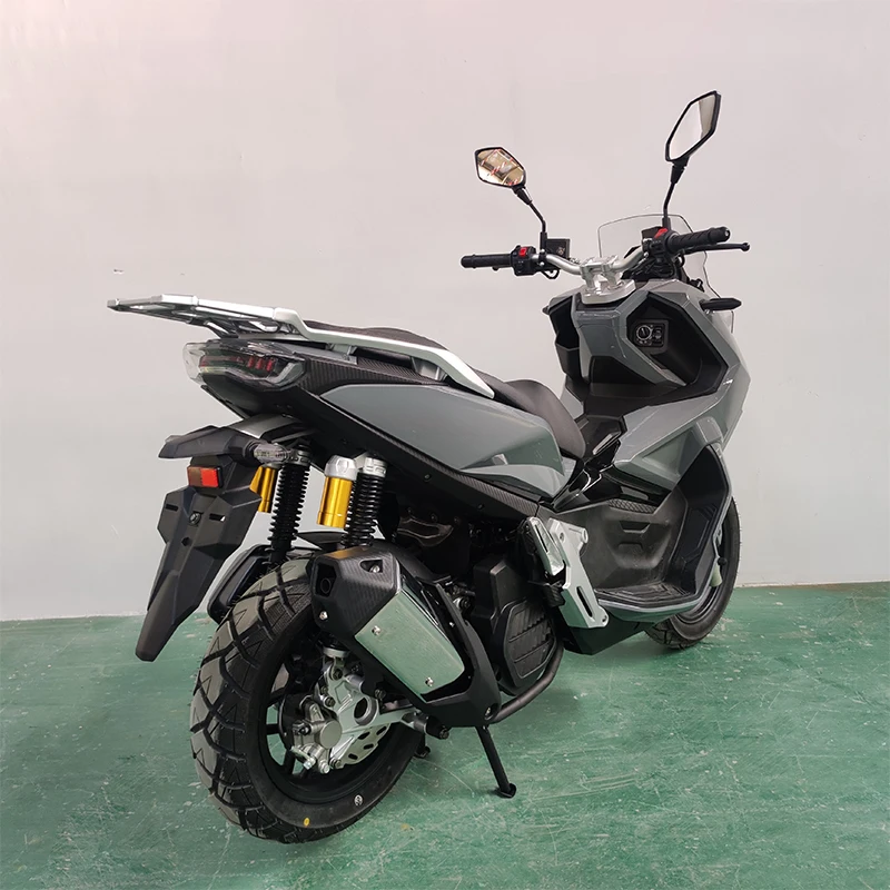 EEC certificate model ADV150cc max speed 105km/h locin engine Gas Motor 4-Stroke water-cooled for Adult