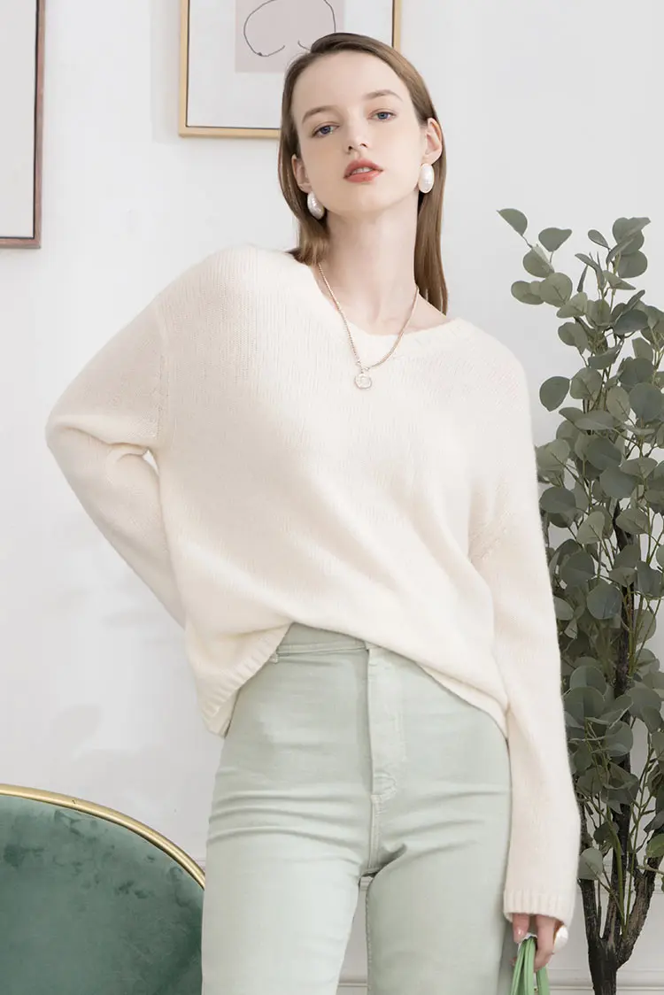 clean white bottom knit unlined upper cashmere sweater