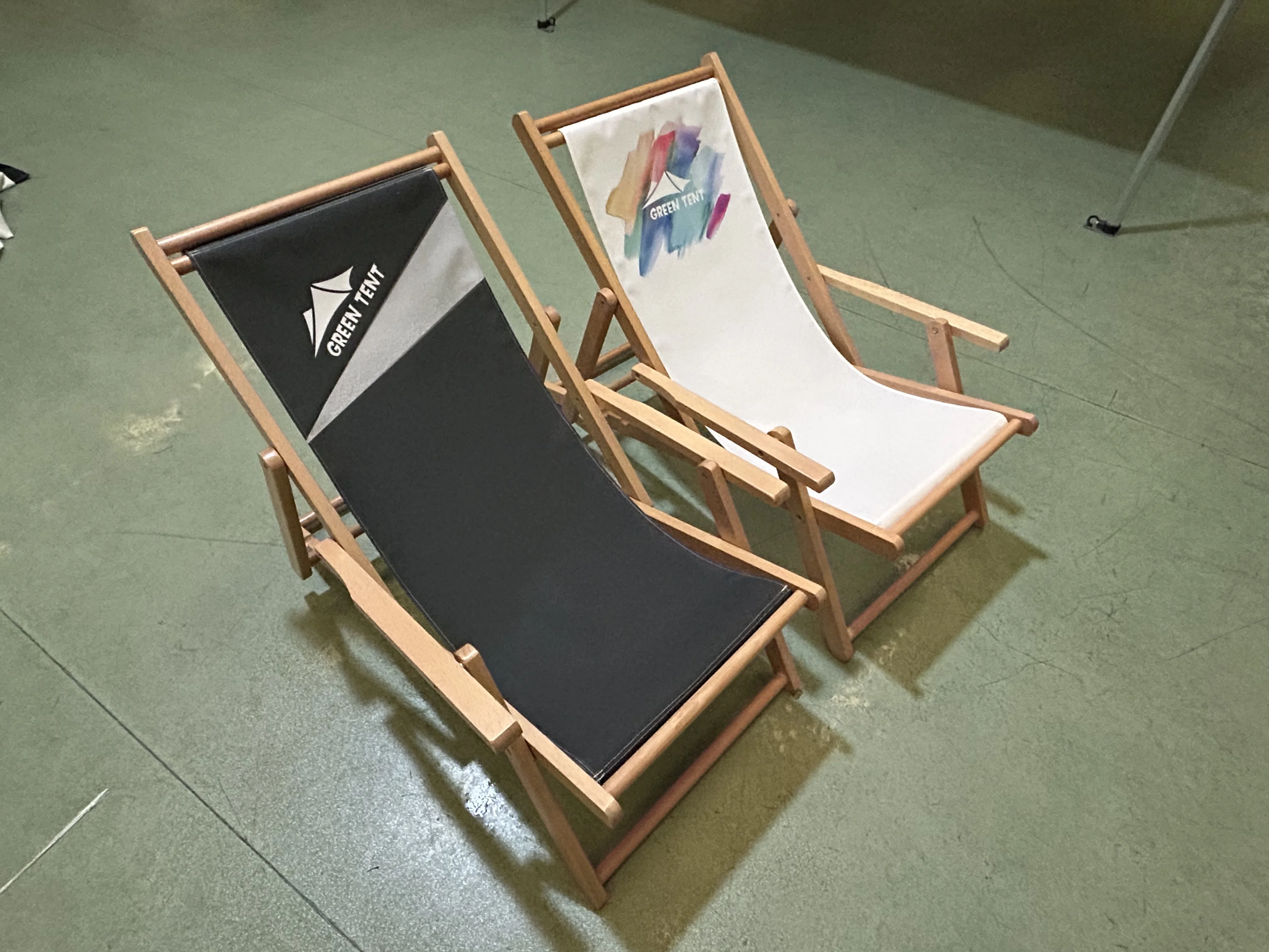 Outdoor Adjustable Low seat Wholesaler Custom prints adult sea sand Folding sun pool reclining wooden Cheap foldable beach chair