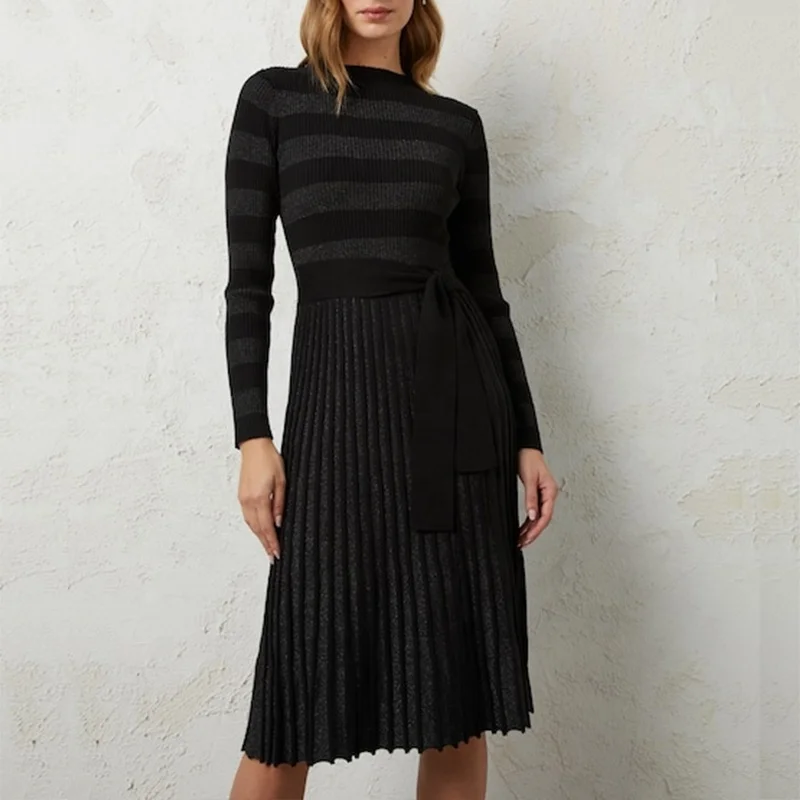 Женское вязаное плиссированное платье с круглым вырезом и длинным рукавом