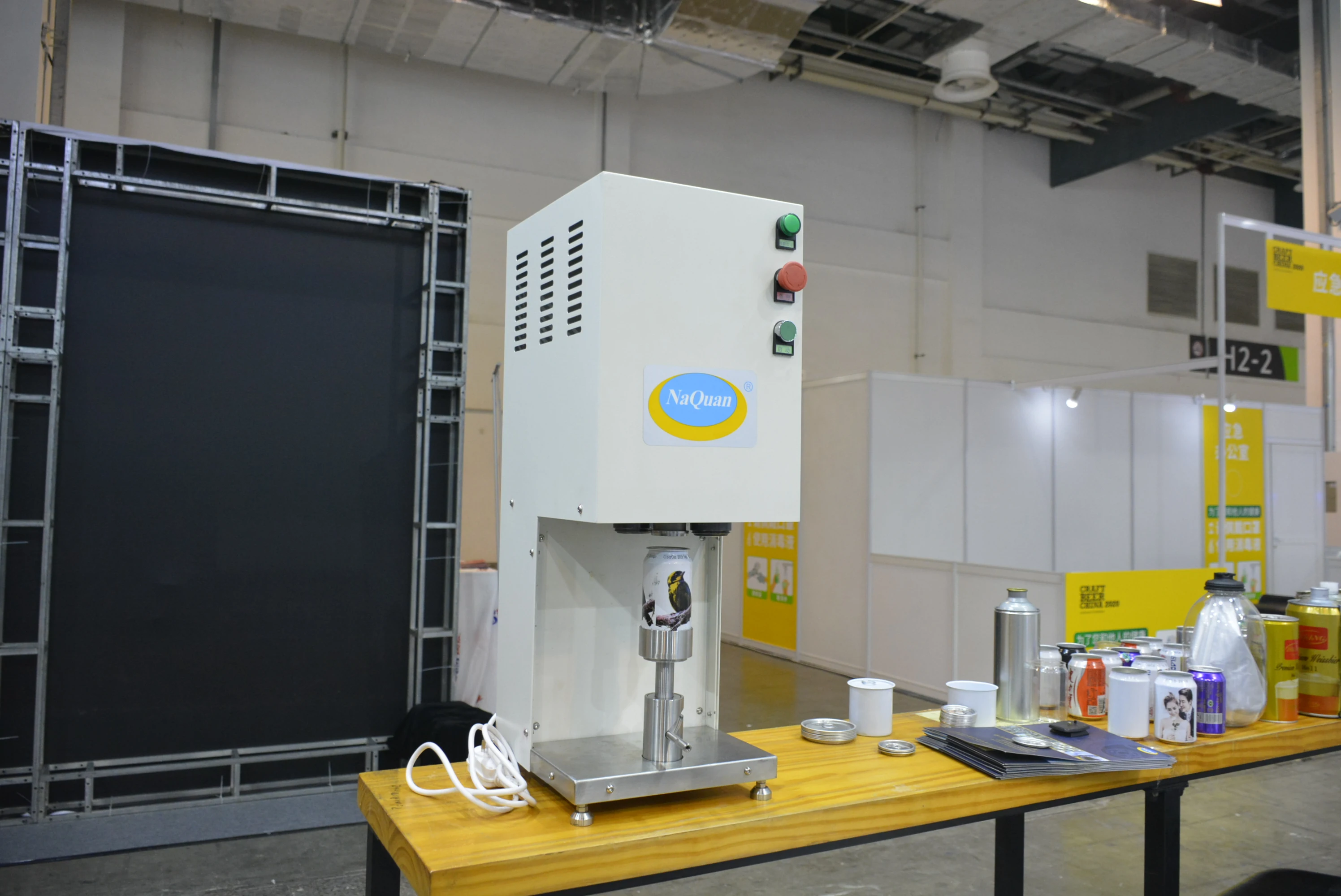 
Factory sale semi- automatic food weed sealing machine/manual tuna canning machine can seamer 