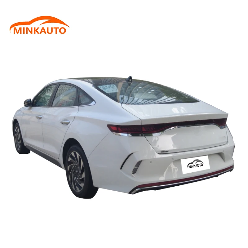 limousine autos intelligent electric car saloon with lithium battery