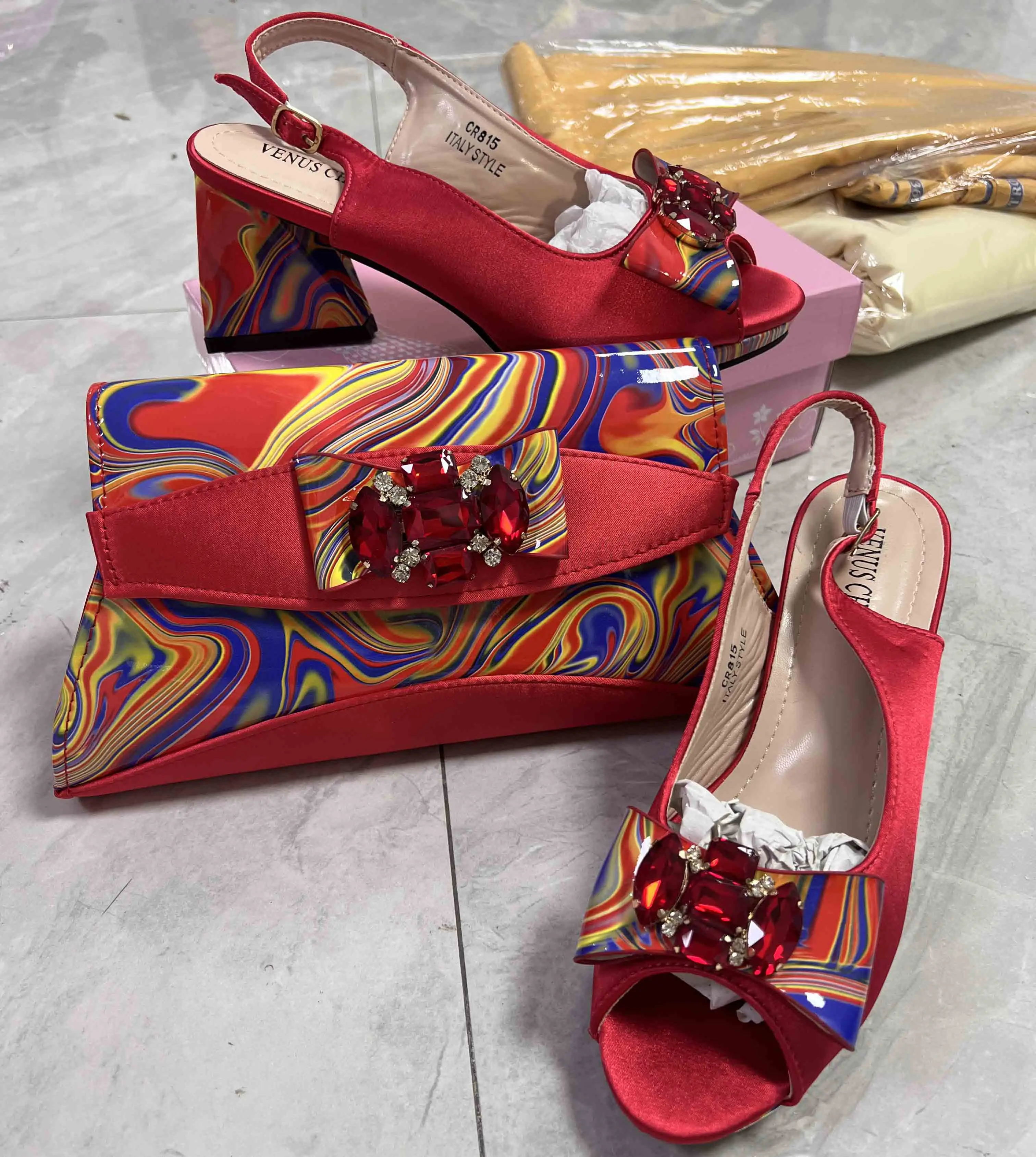 Gold Cheap and fine Italian matching shoes and bags match women good style set