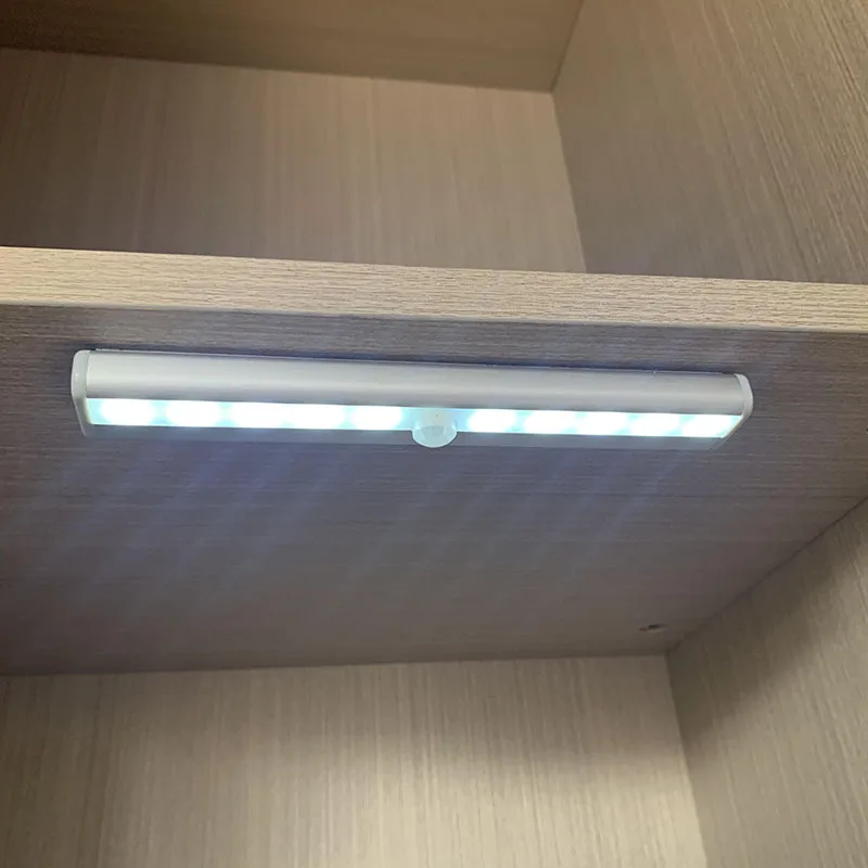 Светодиодный ночник с батарейным отсеком, светодиодный светильник с пассивным ИК датчиком движения