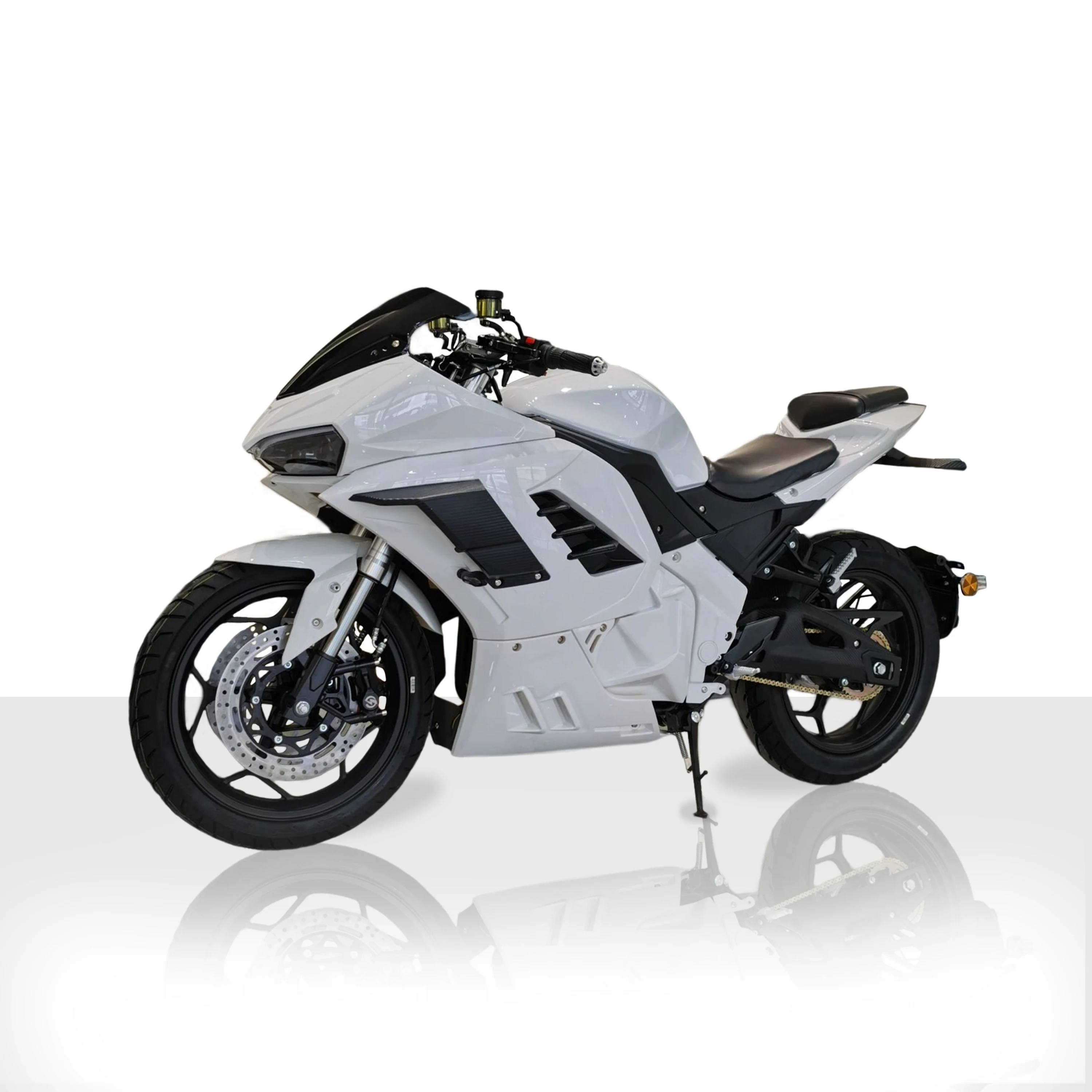 Cruiser Motorcycle 4000w Reach 140KM/H Chain Motor Bike Motorcycle For Adults