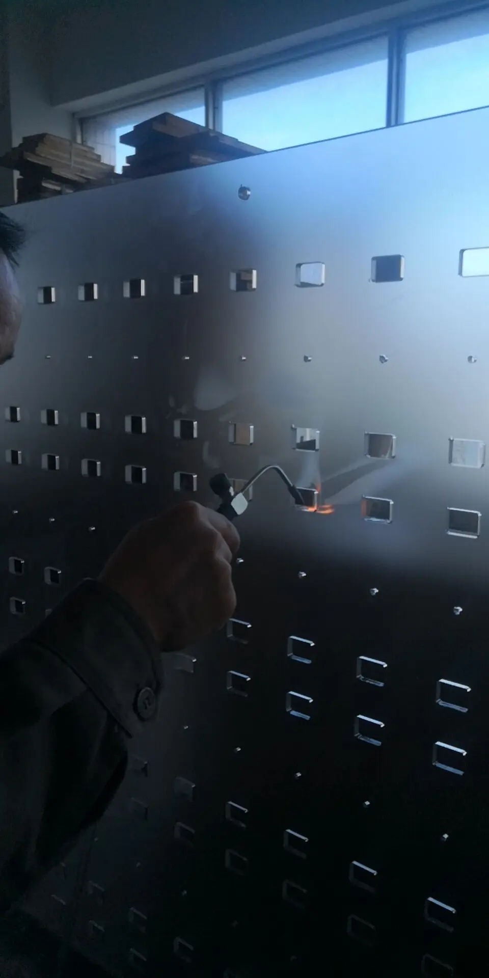 wall mounted sunglasses display rack