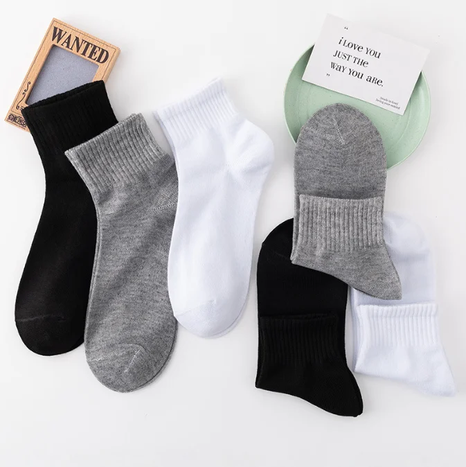 Free size spring autumn black white grey solid color comfortable breathable  leisure business cotton short ankle men socks