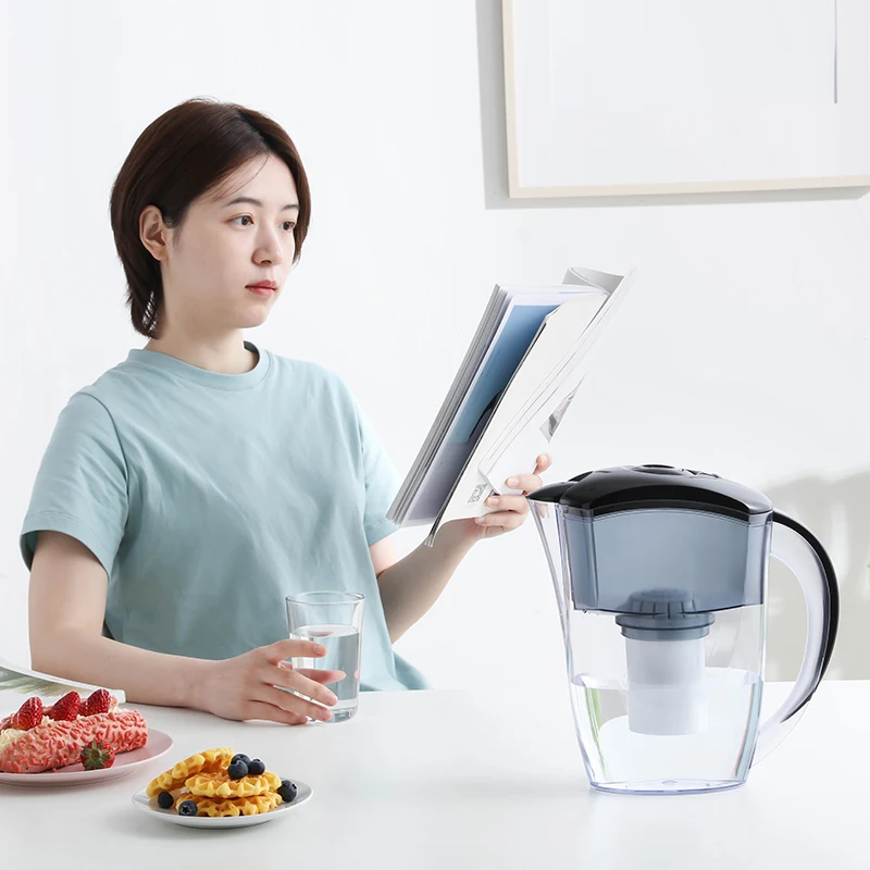 home used water jug with filter pitcher cartridge for drinking water purification