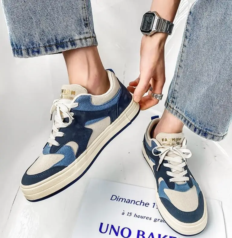 Fashionable sneakers men autumn best sell men slip on flat casual shoes men designer sneakers