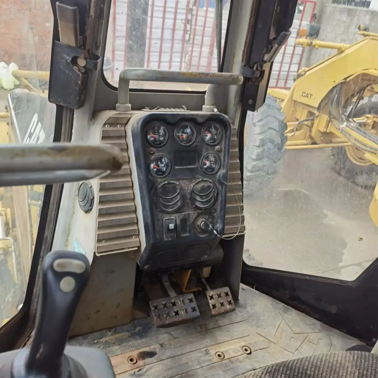 Original Caterpillar D4H Crawler Bulldozer Good Performance Used Dozer in Good Condition from USA Low Price Core Motor Component