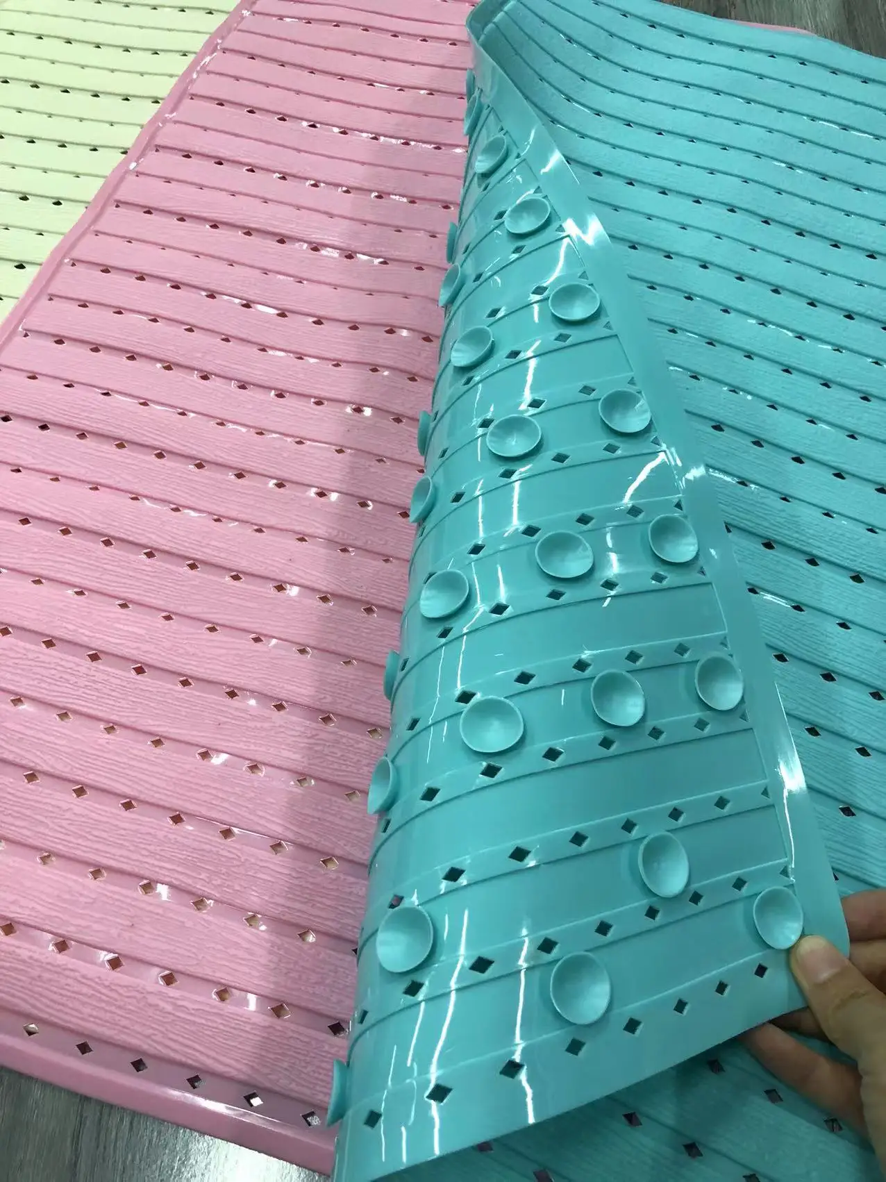 Новый дизайн, коврик для ванной из ПВХ, нескользящий супер-всасывающий коврик для ванной, индивидуальный цветной коврик для ванной