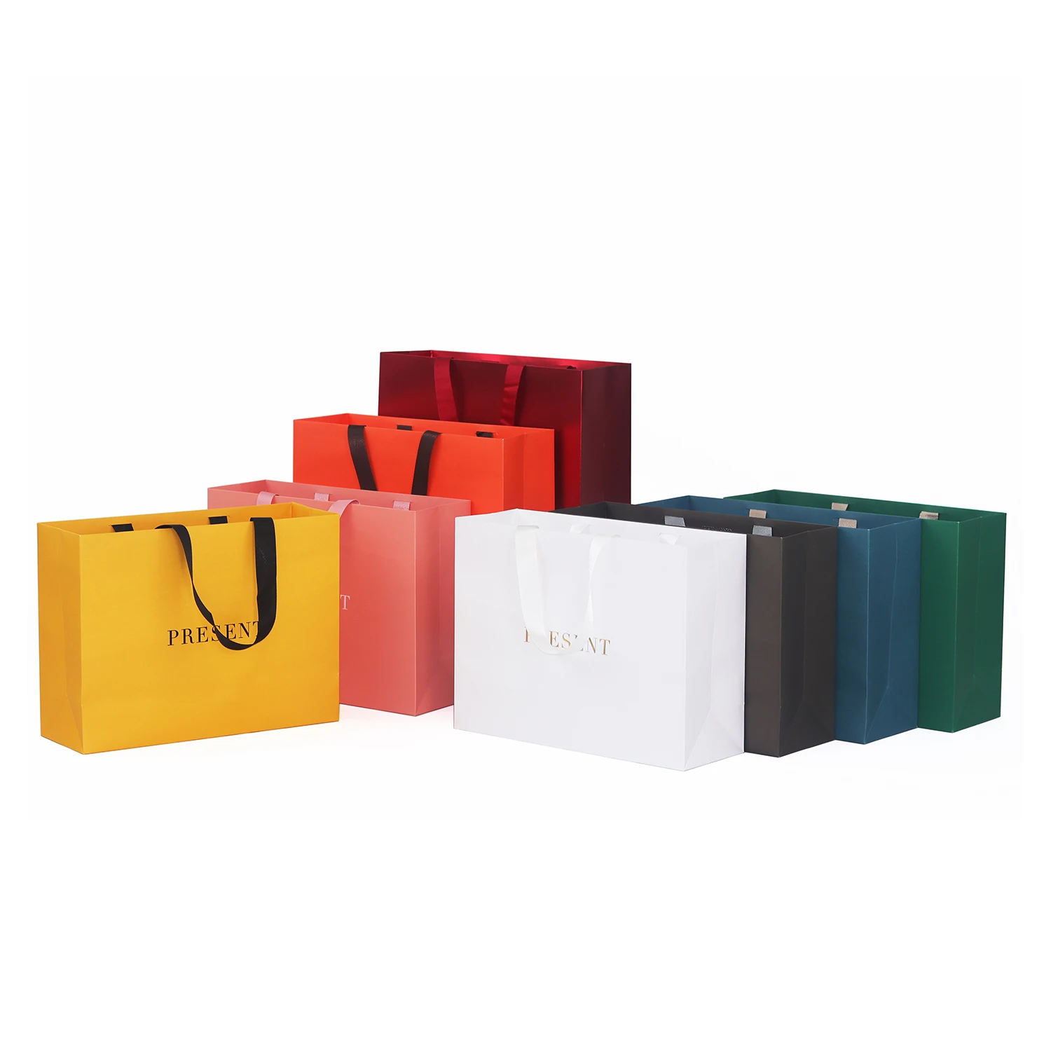 Wholesale Custom Printed Logo Luxury White Paper Bag Retail Boutique Shopping Gift Paper Bags With Your Own Logo